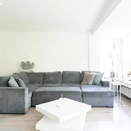 Cosy Flat With Mercatorstrasse View Wifi - Smart Tv Duisburg