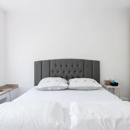 Cosy Flat With Mercatorstrasse View Wifi - Smart Tv * Duisburg