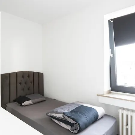 Cosy Flat With Mercatorstrasse View Wifi - Smart Tv Daire *