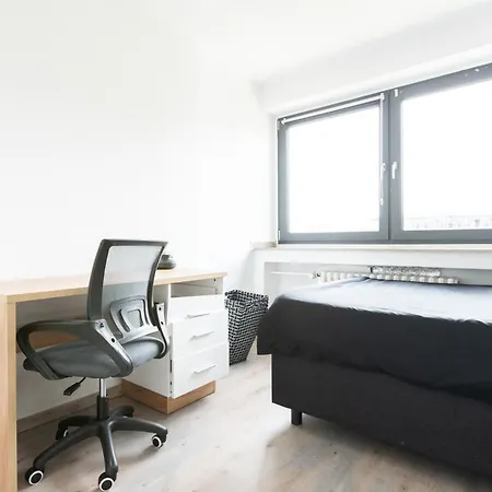 Cosy Flat With Mercatorstrasse View Wifi - Smart Tv Duisburg