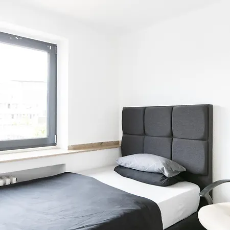Appartement Cosy Flat With Mercatorstrasse View Wifi - Smart Tv